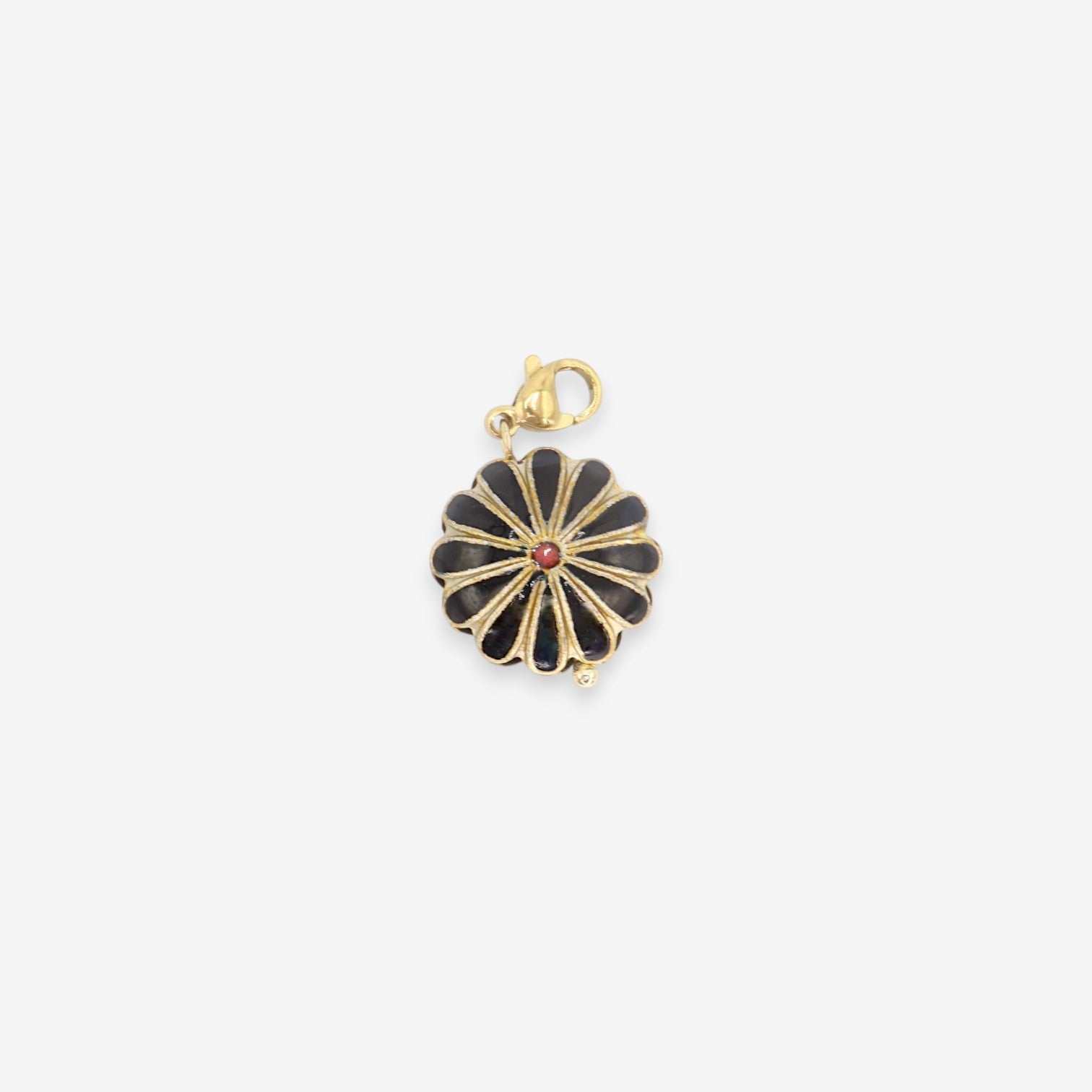 Lola Charms